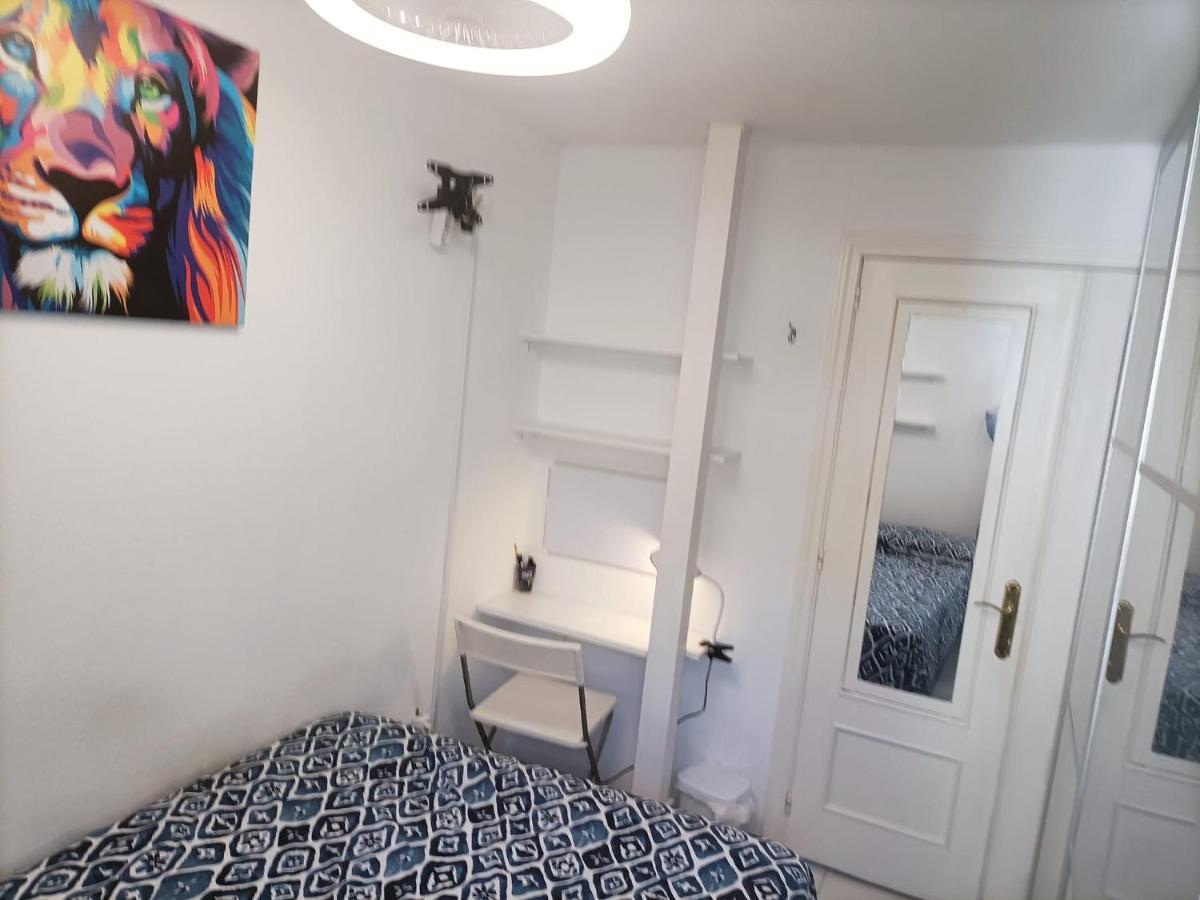 Habitacion En Chueca, Centro De Madrid Kültér fotó